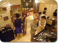 クレセント 店内の様子